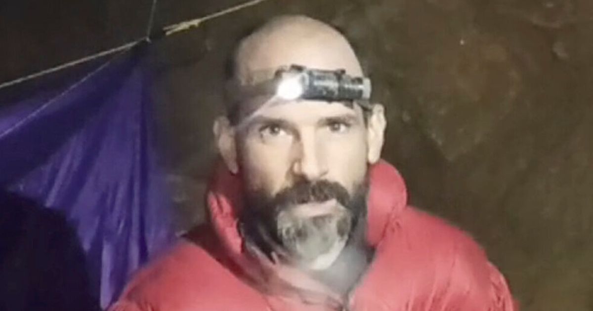 American caver Mark Dickey was rescued after changing into trapped 3,400 toes 2025